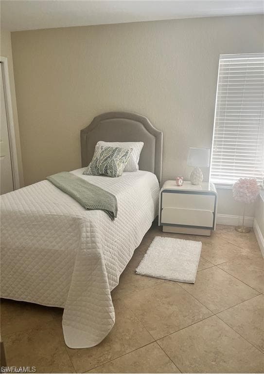 9621 Crescent Garden Dr G-101, Naples, FL 34109-41