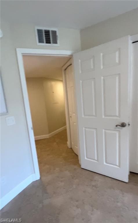 9621 Crescent Garden Dr G-101, Naples, FL 34109-47
