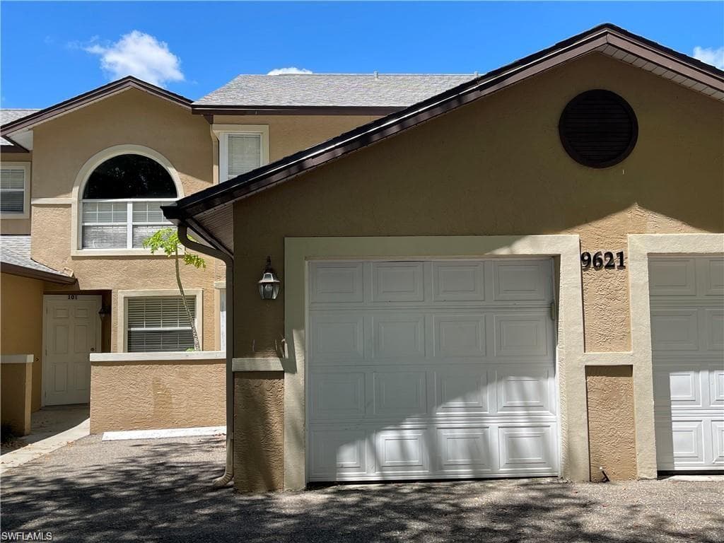 9621 Crescent Garden Dr G-101, Naples, FL 34109-5