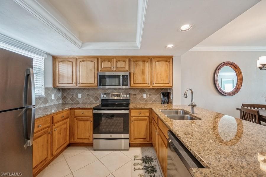 901 Collier Ct 5-903, Marco Island, FL 34145-10