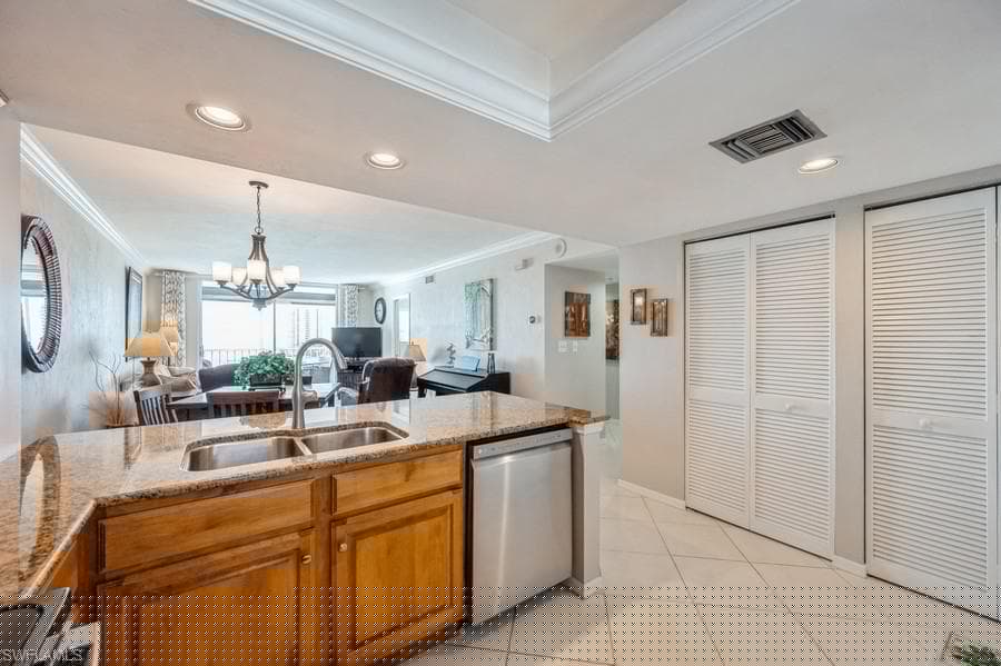 901 Collier Ct 5-903, Marco Island, FL 34145-12