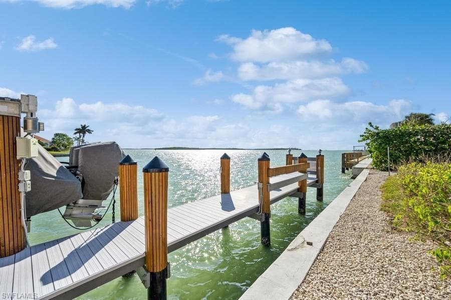 901 Collier Ct 5-903, Marco Island, FL 34145-23