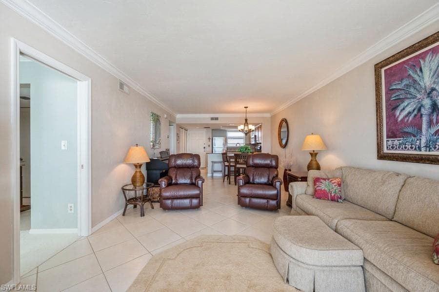 901 Collier Ct 5-903, Marco Island, FL 34145-7