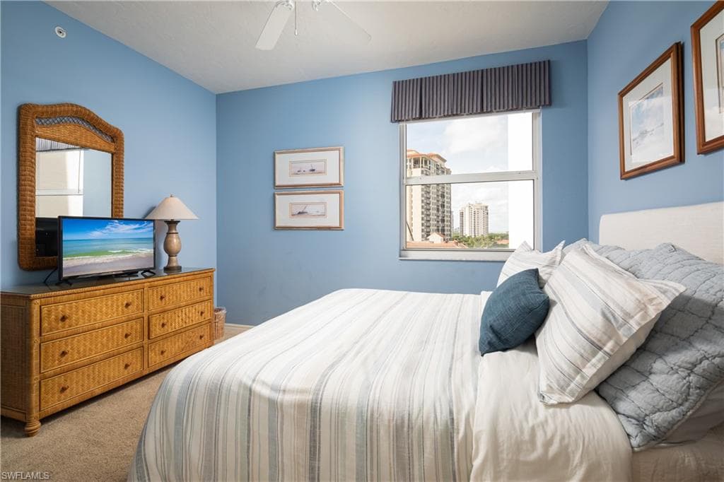 410 Flagship Dr 806, Naples, FL 34108-17