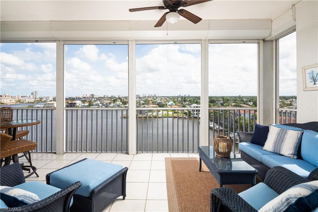 410 Flagship Dr 806, Naples, FL 34108-20