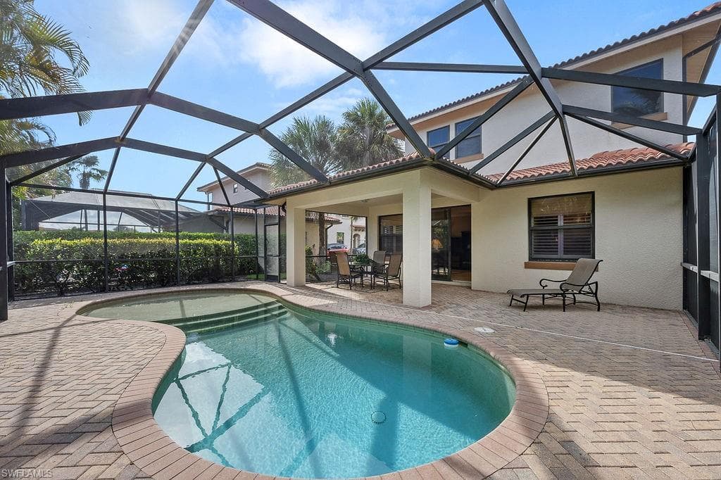 1248 Manado Dr, Naples, FL 34113-22