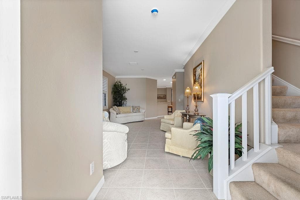 1248 Manado Dr, Naples, FL 34113-5