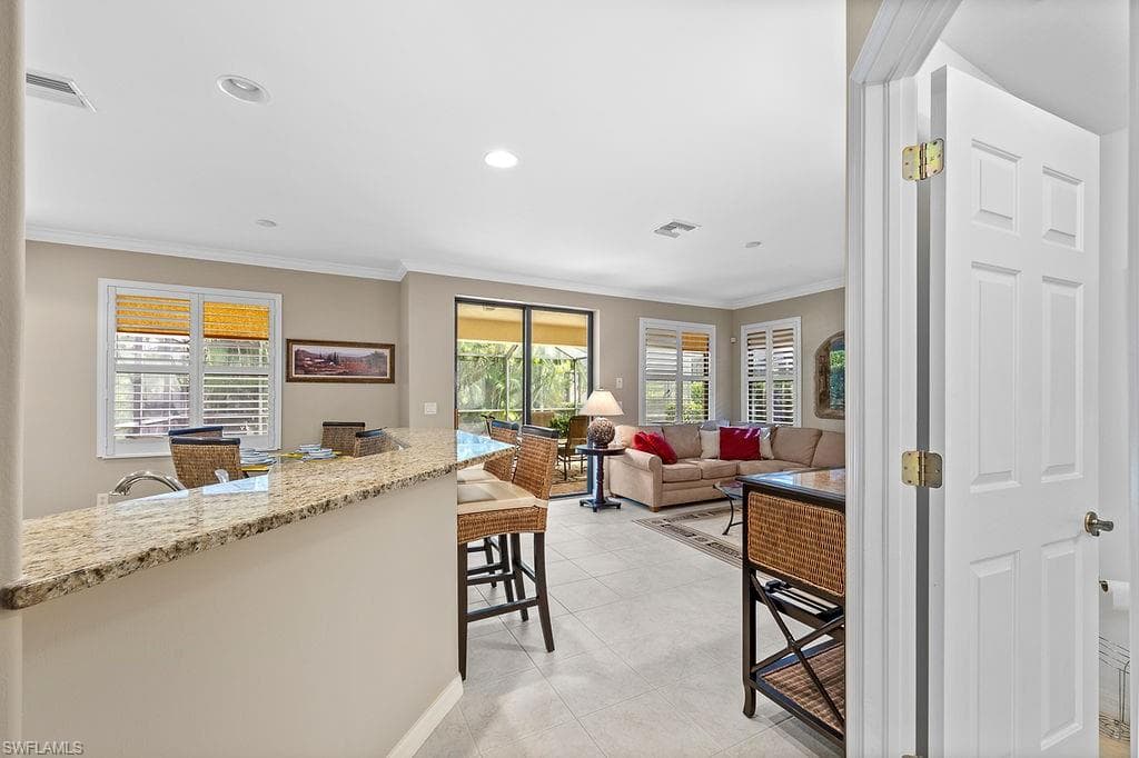 1248 Manado Dr, Naples, FL 34113-7