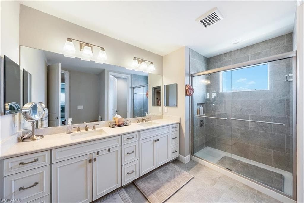 4016 Pegasus Way, Naples, FL 34120-30