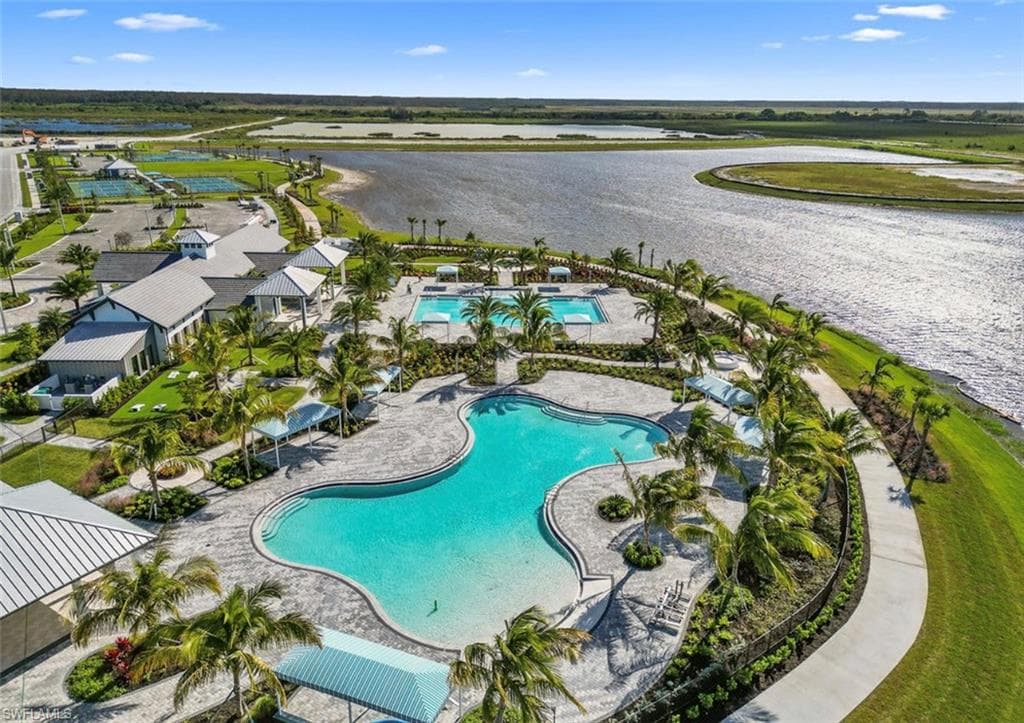 4016 Pegasus Way, Naples, FL 34120-38