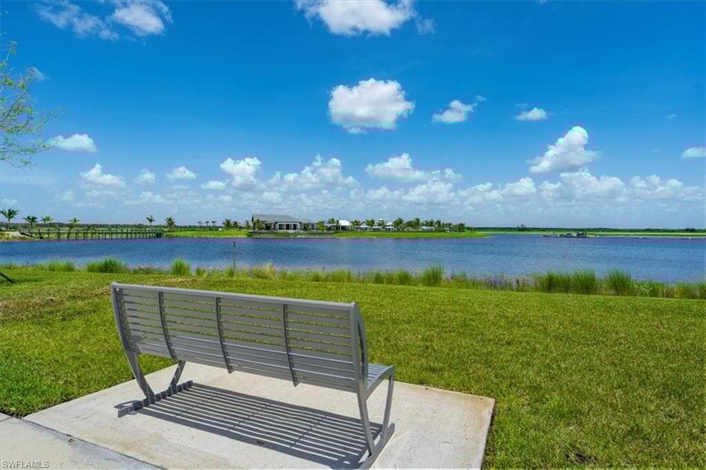 4016 Pegasus Way, Naples, FL 34120-43