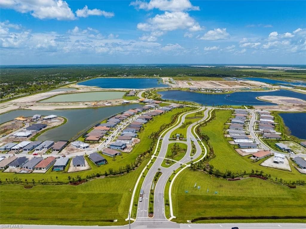 4016 Pegasus Way, Naples, FL 34120-47
