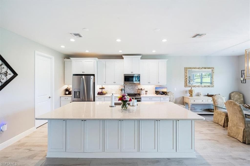 4016 Pegasus Way, Naples, FL 34120-5
