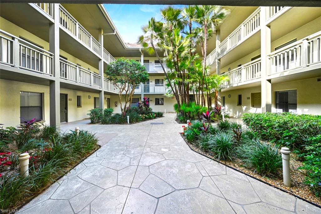 3661 Wild Pines Dr 207, Bonita Springs, FL 34134-4