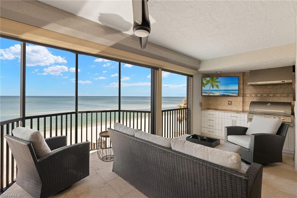 10633 Gulf Shore Dr 3s, Naples, FL 34108-12