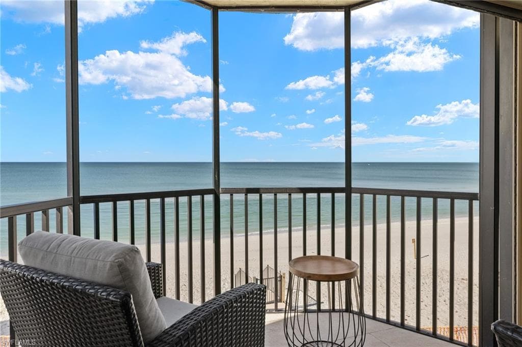 10633 Gulf Shore Dr 3s, Naples, FL 34108-13