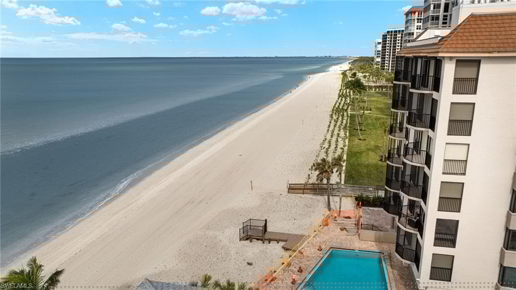 10633 Gulf Shore Dr 3s, Naples, FL 34108-16