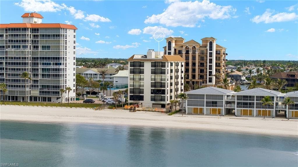 10633 Gulf Shore Dr 3s, Naples, FL 34108-18