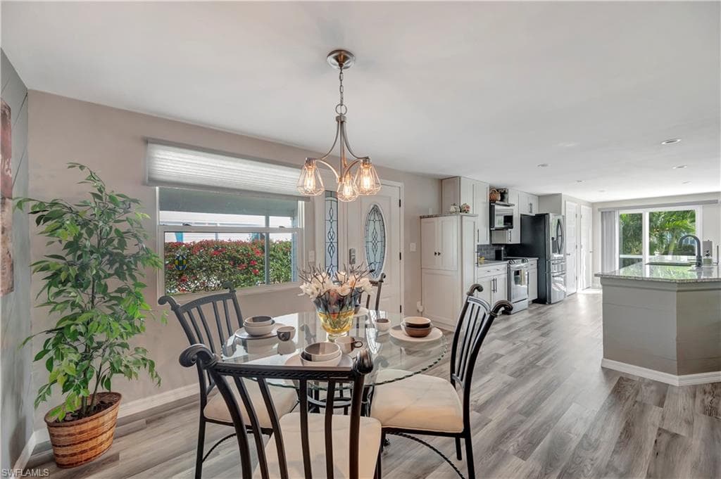 50 Le Mans Dr, Naples, FL 34112-6