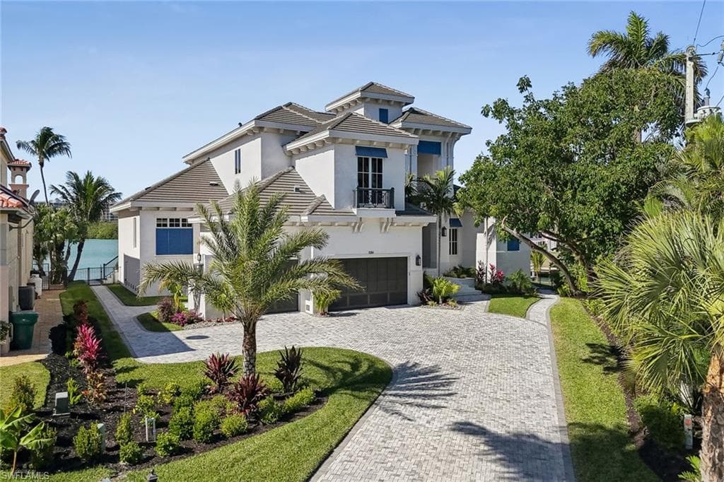 1084 Old Marco Ln, Marco Island, FL 34145-4