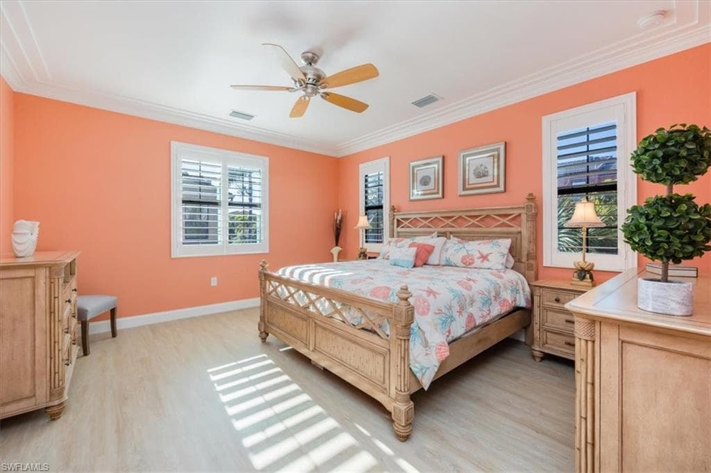 9070 Albion Ln N 5801, Naples, FL 34113-12