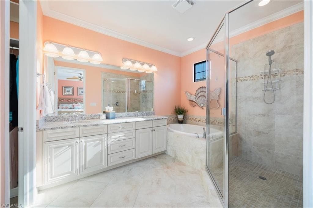 9070 Albion Ln N 5801, Naples, FL 34113-13
