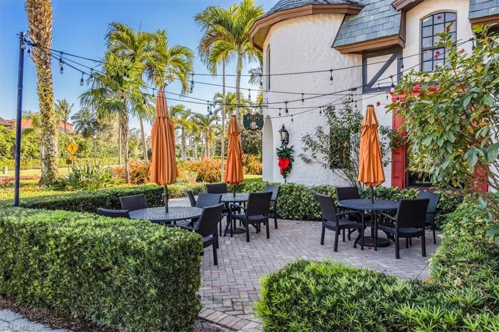 9070 Albion Ln N 5801, Naples, FL 34113-24