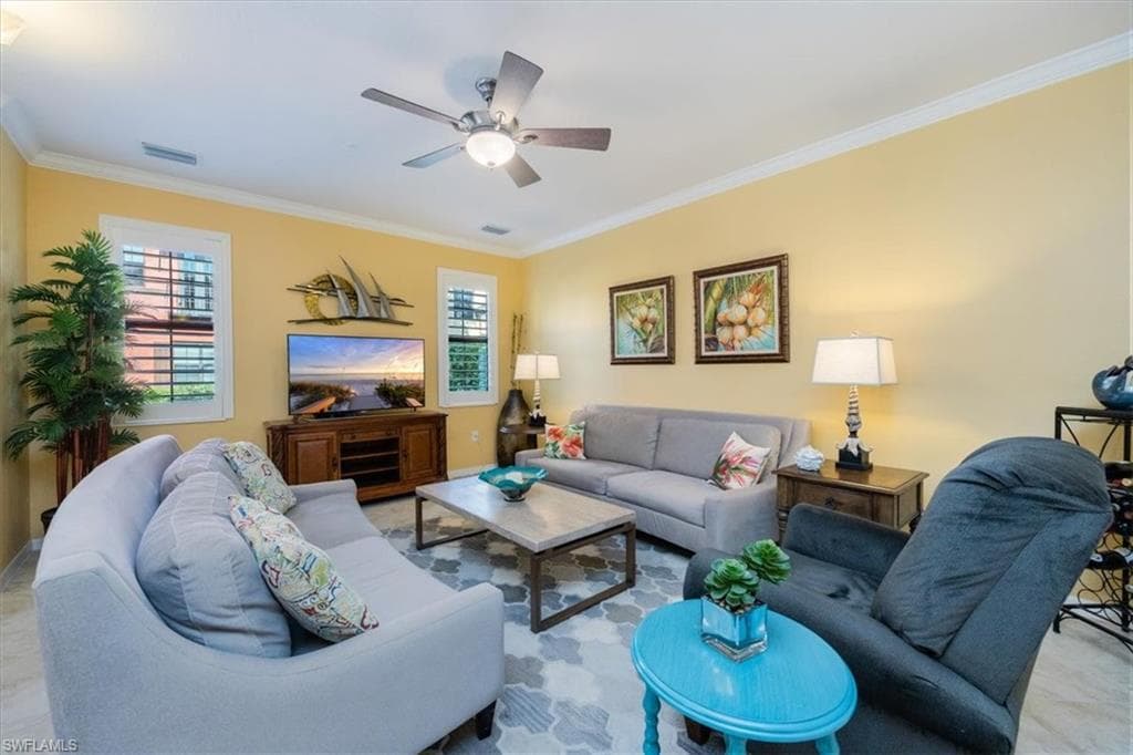 9070 Albion Ln N 5801, Naples, FL 34113-5