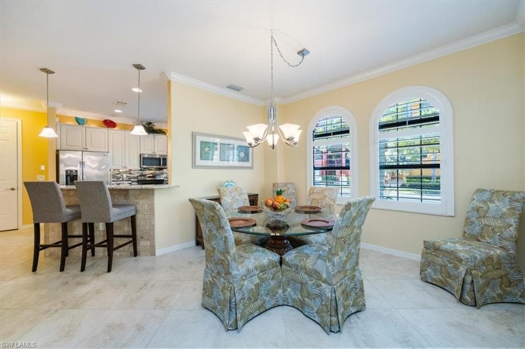 9070 Albion Ln N 5801, Naples, FL 34113-6
