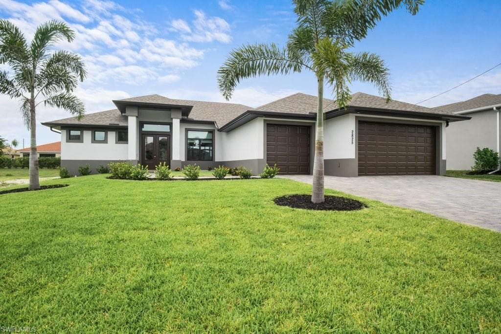 2825 49th Ter, Cape Coral, FL 33914-3