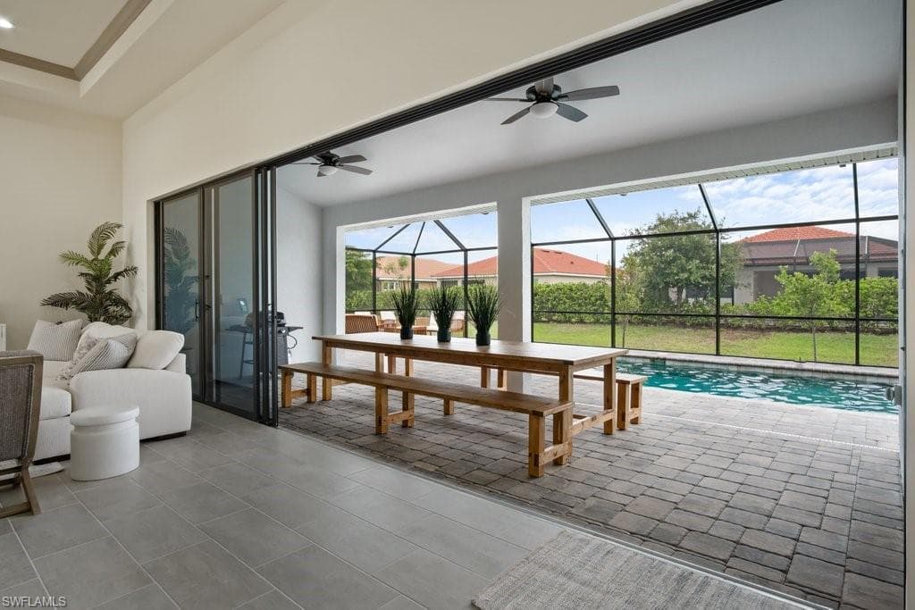 2825 49th Ter, Cape Coral, FL 33914-41