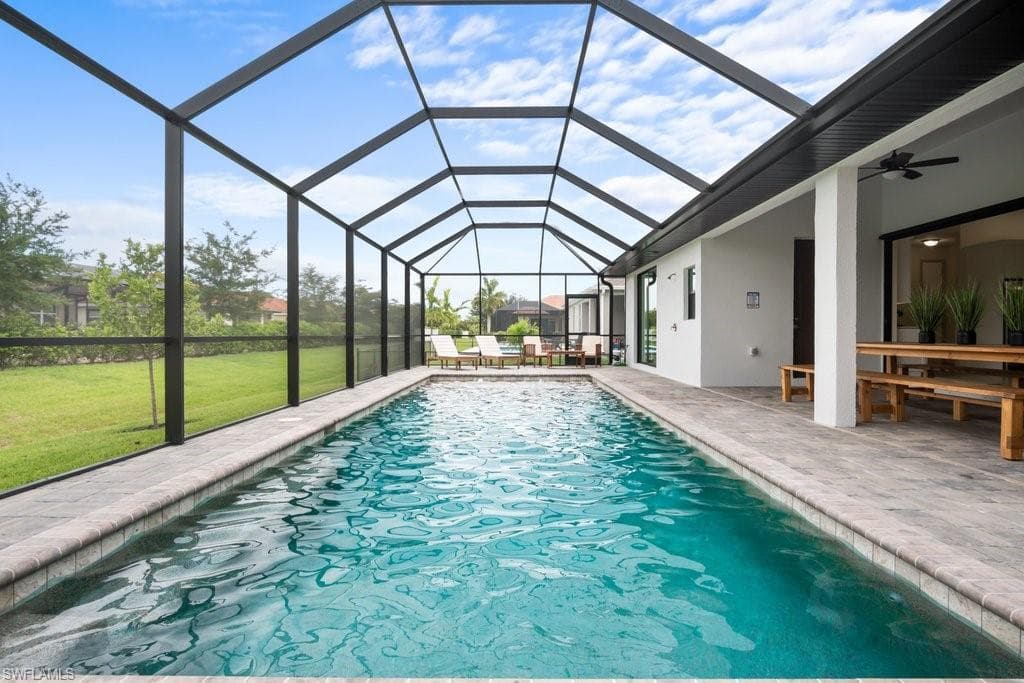2825 49th Ter, Cape Coral, FL 33914-46
