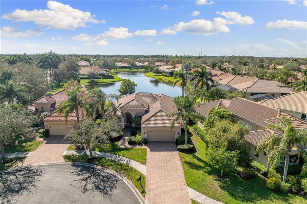 6980 Bent Grass Dr, Naples, FL 34113-38