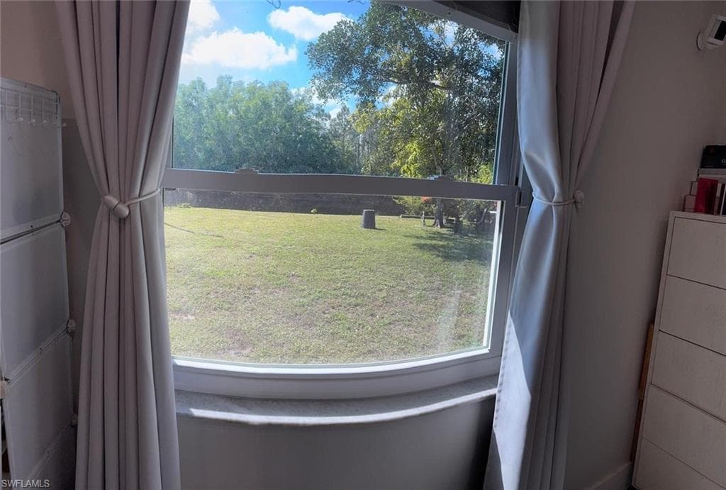 4090 32nd Ave SW, Naples, FL 34116-21