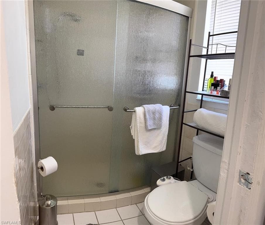 4090 32nd Ave SW, Naples, FL 34116-27