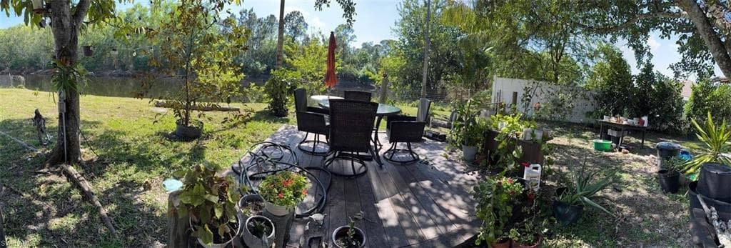 4090 32nd Ave SW, Naples, FL 34116-36