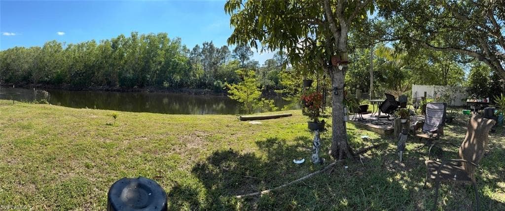 4090 32nd Ave SW, Naples, FL 34116-37