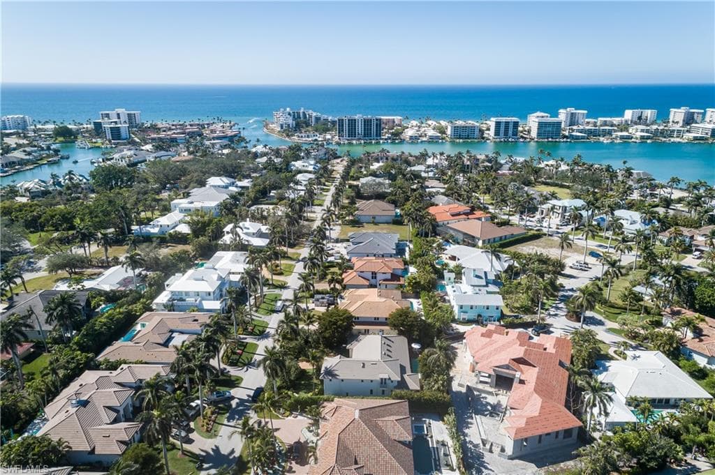 485 Wedge Dr, Naples, FL 34103-24
