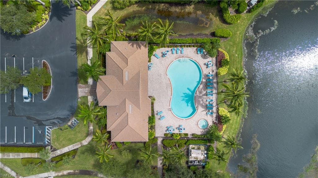 15917 Delasol Ln, Naples, FL 34110-31