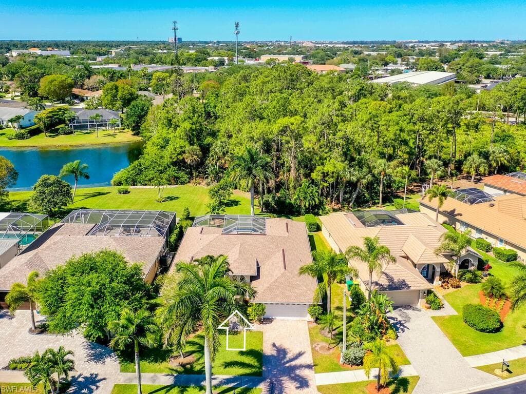 1021 Briarwood Blvd, Naples, FL 34104-2