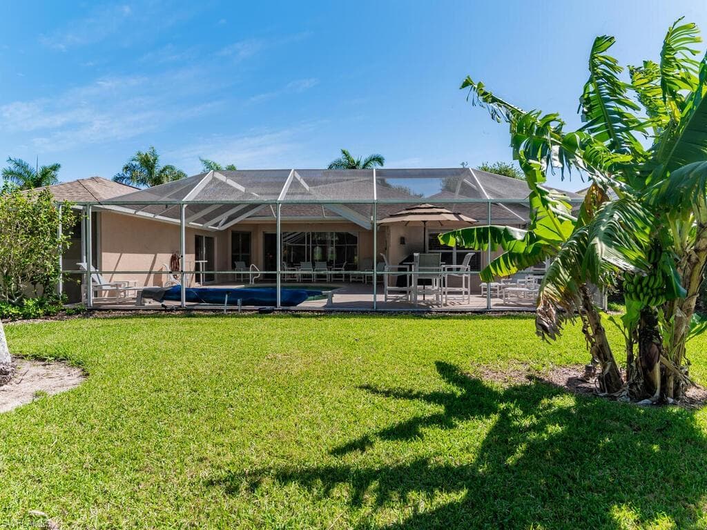 1021 Briarwood Blvd, Naples, FL 34104-34