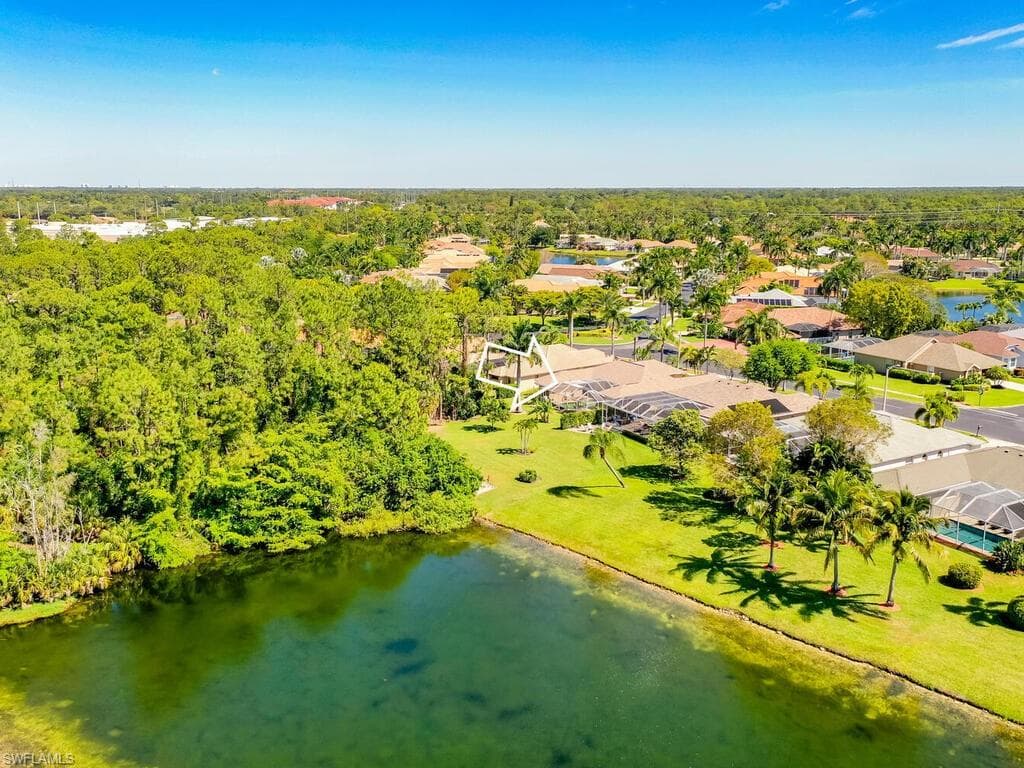 1021 Briarwood Blvd, Naples, FL 34104-40