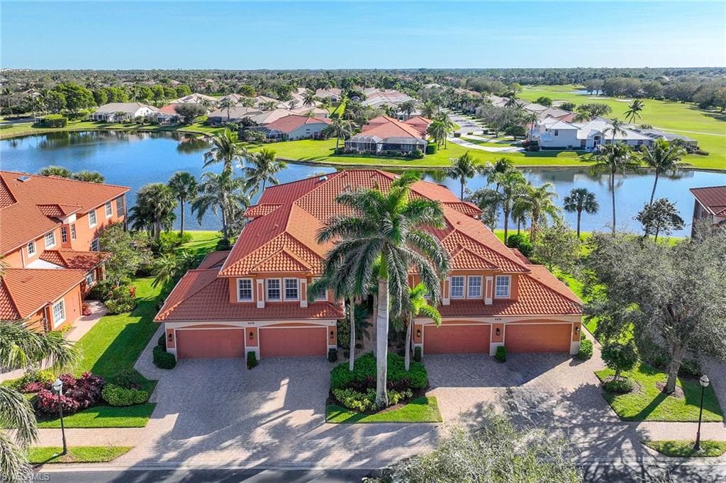 6438 Legacy Cir 301, Naples, FL 34113-3
