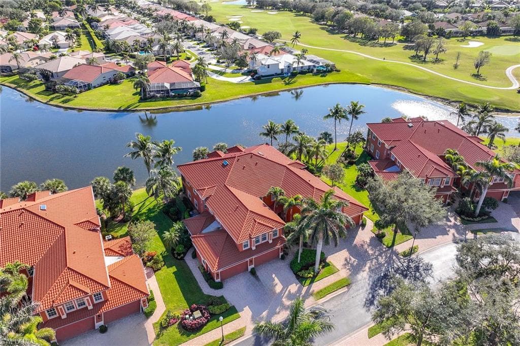 6438 Legacy Cir 301, Naples, FL 34113-4