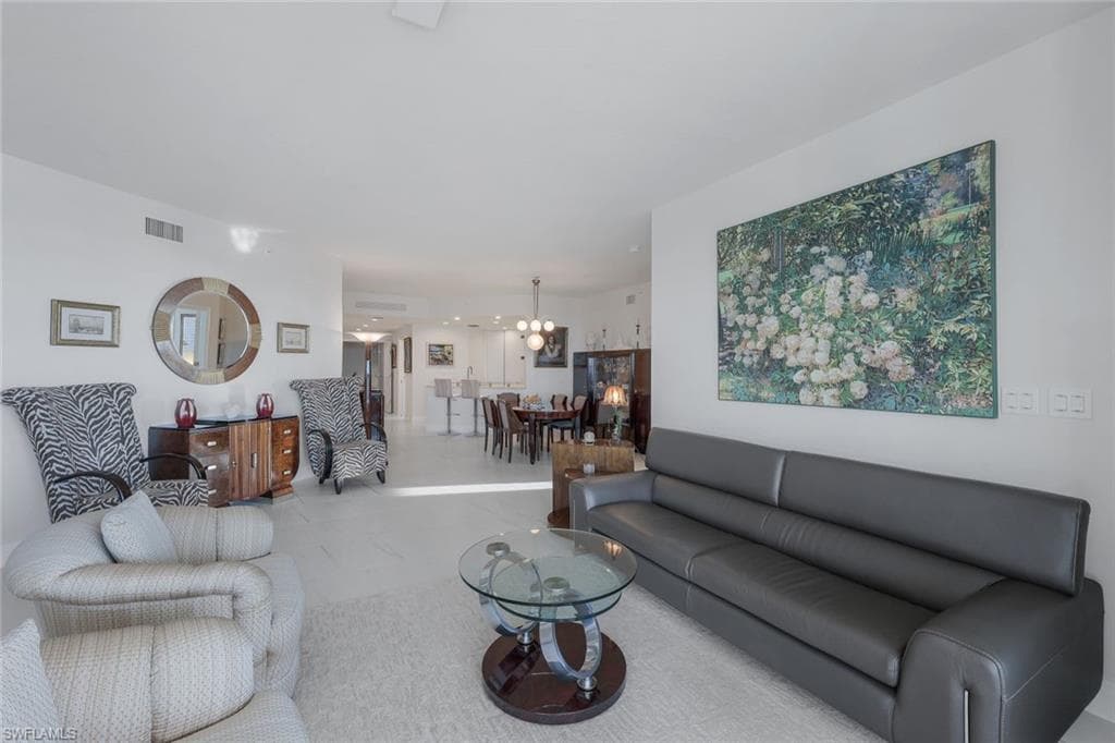 60 Seagate Dr 1702, Naples, FL 34103-12