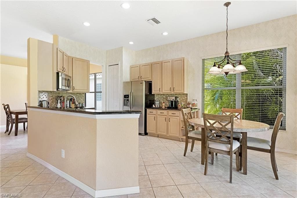 349 Harvard Ln, Naples, FL 34104-15