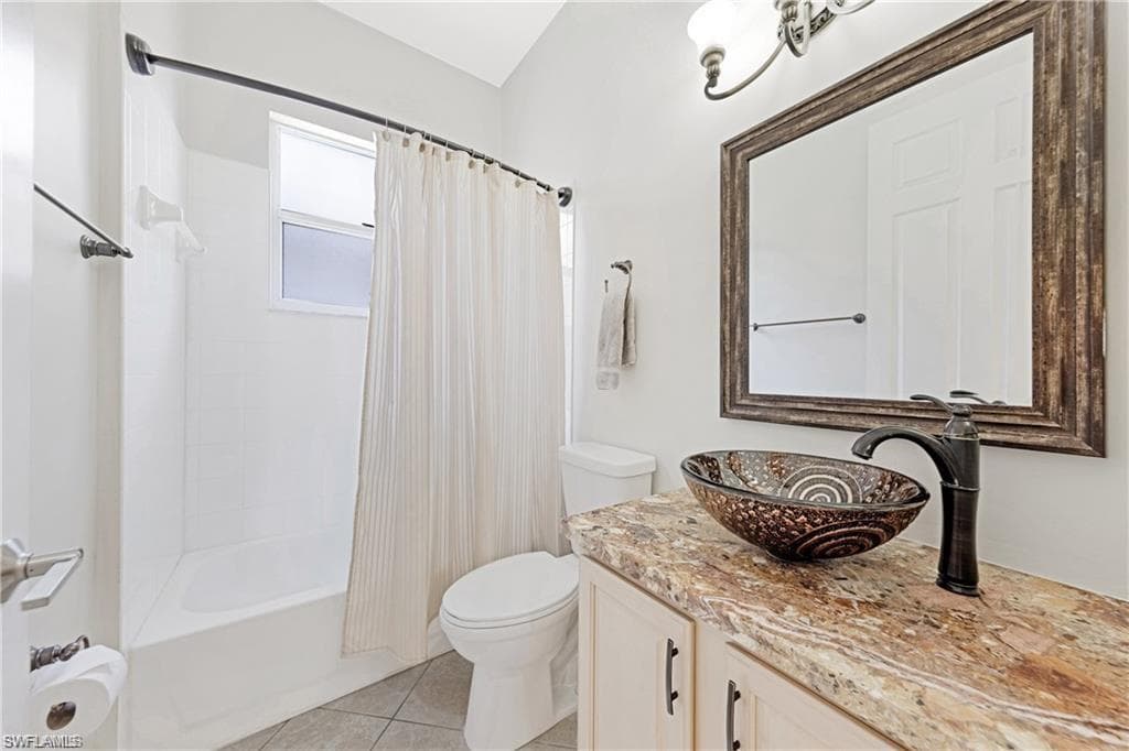 349 Harvard Ln, Naples, FL 34104-7