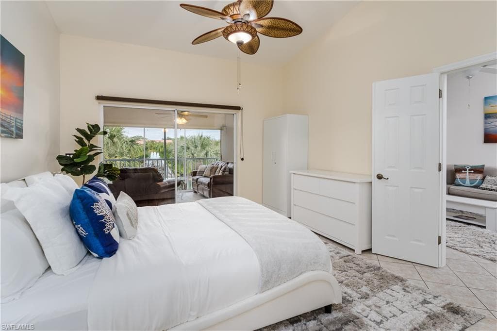6750 Beach Resort Dr 10, Naples, FL 34114-18