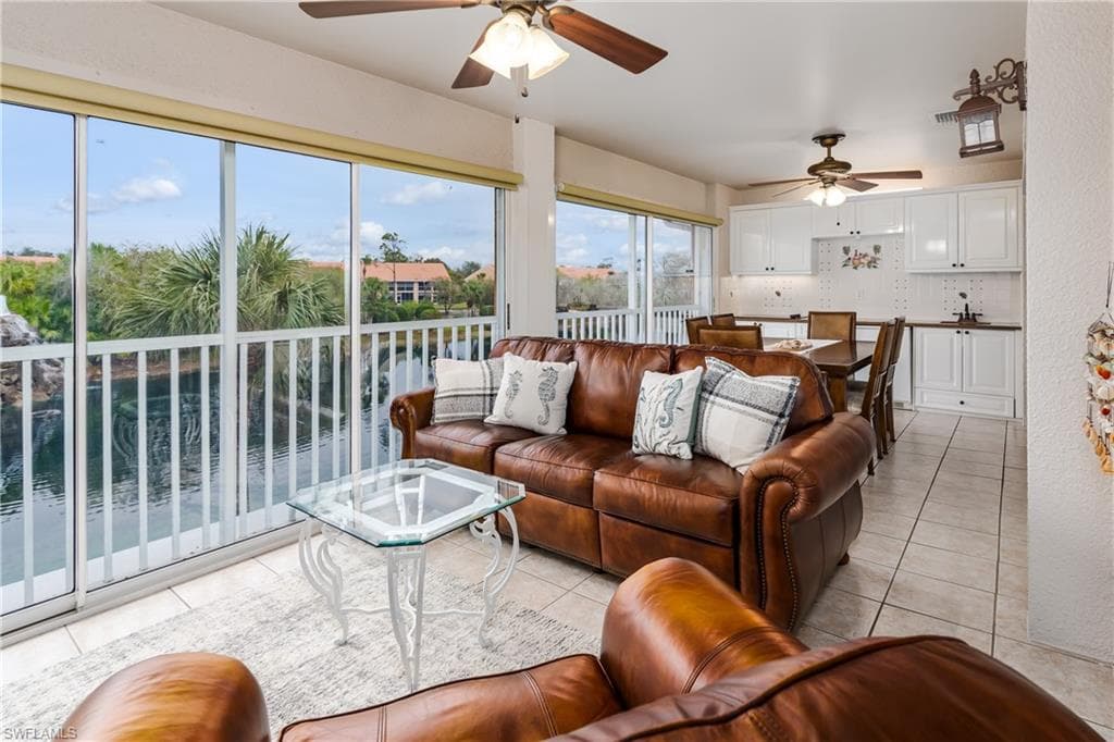6750 Beach Resort Dr 10, Naples, FL 34114-29
