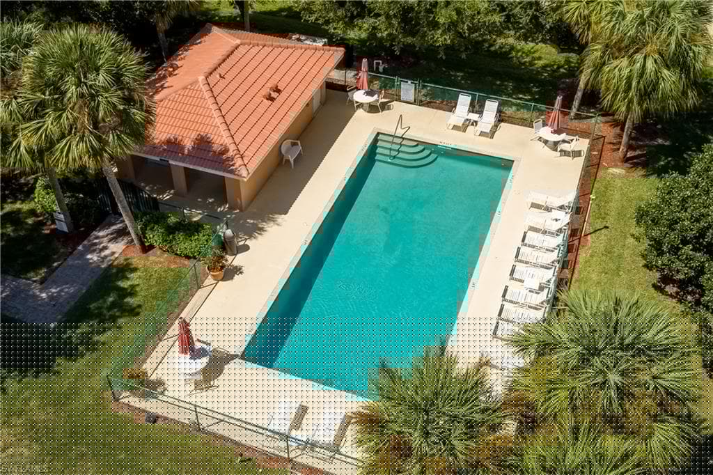 6750 Beach Resort Dr 10, Naples, FL 34114-38